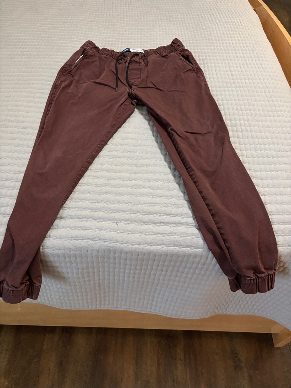 Old Navy Men's Drawstring Jogger Pants - Burgundy